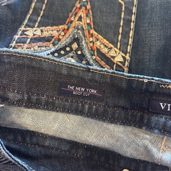 Vigoss 'The New York' Boot Cut Jeans - Size 10R - Picture 11 of 12